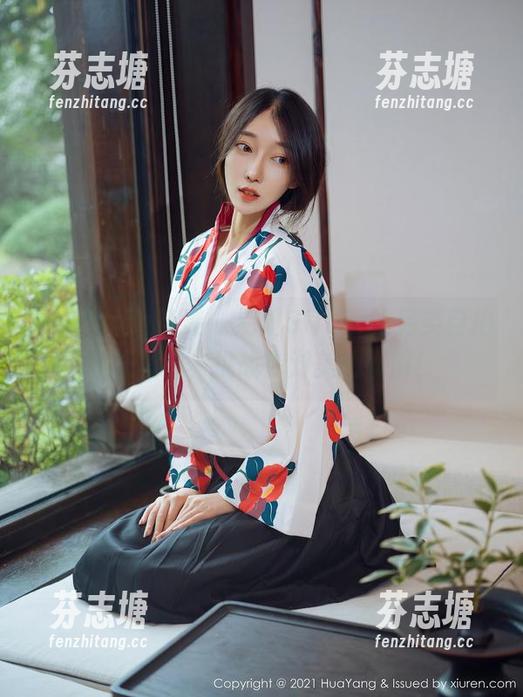 HuaYang花漾 - 易阳Silvia的另类自拍图集精选，挑战你对美的理解！