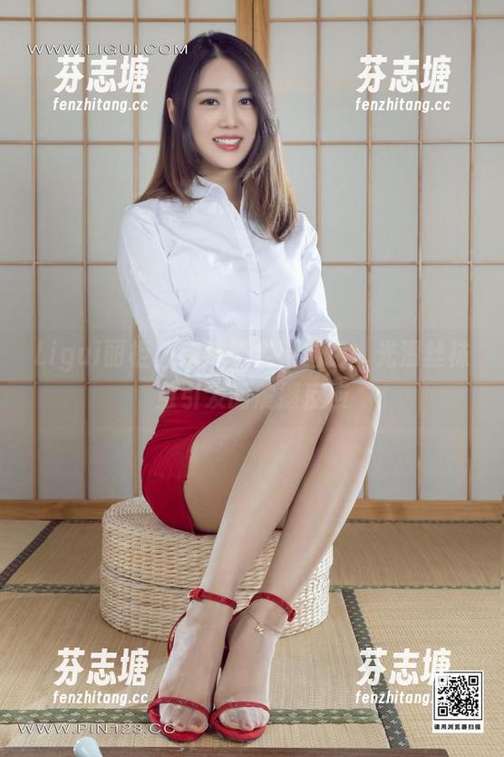 Ligui丽柜-奈沐子 Ligui丽柜 - 奈沐子全新图包:光滑丝袜茧引发的震撼反应