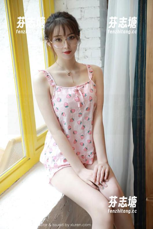 MFStar模范学院-NaNa_baby MFStar模范学院 - NaNa_baby教室作业:你敢下载吗?图集里藏着多少私密呢?