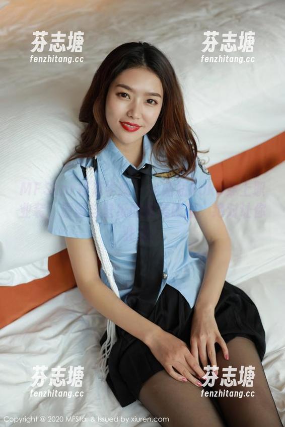 MFStar模范学院 - 当妞妞koko穿上职业装，原图与壁纸的完美碰撞，绝对让你驻足！