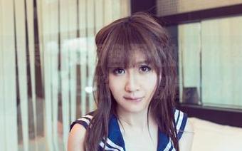 UGirls尤果网 – 网盘深处的阿依努尔瓦娅和服，每一张作品都能心水！
