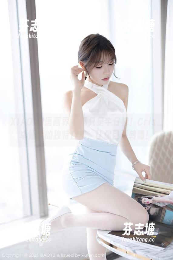 XIAOYU语画界-Cris_卓娅祺 XIAOYU语画界 - 不只是牛仔裤!Cris_卓娅祺的独特合集,让你目不转睛!
