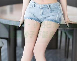 XIAOYU语画界 – 小热巴海边趣味壁纸——谁说沙子不能成为明星