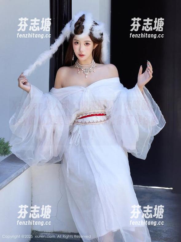 Xiuren秀人网-伍晓丽Shirley Xiuren秀人网 - 快来围观,伍晓丽Shirley的私房美图,纯白得让你怀疑你的眼睛!