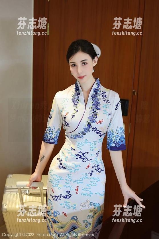 Xiuren秀人网 - 游泳不一定要下水，晓梦may的泳衣图库带你领略‘干泳’的魅力！