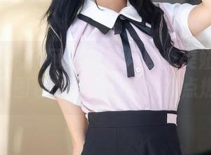 Xiuren秀人网 – 探秘月野兔美妞的高清套装图包,少女心瞬间被点燃!