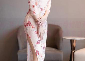 Xiuren秀人网 – 琳琳ailin与她的天使们：图库里的诱惑，有点超现实哦？