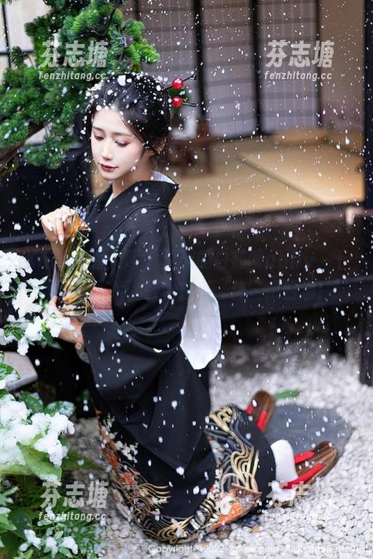 Xiuren秀人网-白茹雪abby Xiuren秀人网 - 夏天的白茹雪abby,下载这些图片,轻松感受‘热’情四溢!