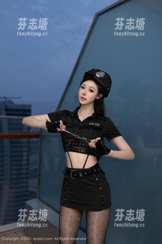 Xiuren秀人网-萌白酱 Xiuren秀人网 - 萌白酱的礼服合集:你准备好被这些资源征服了吗?反正我已经心动了!