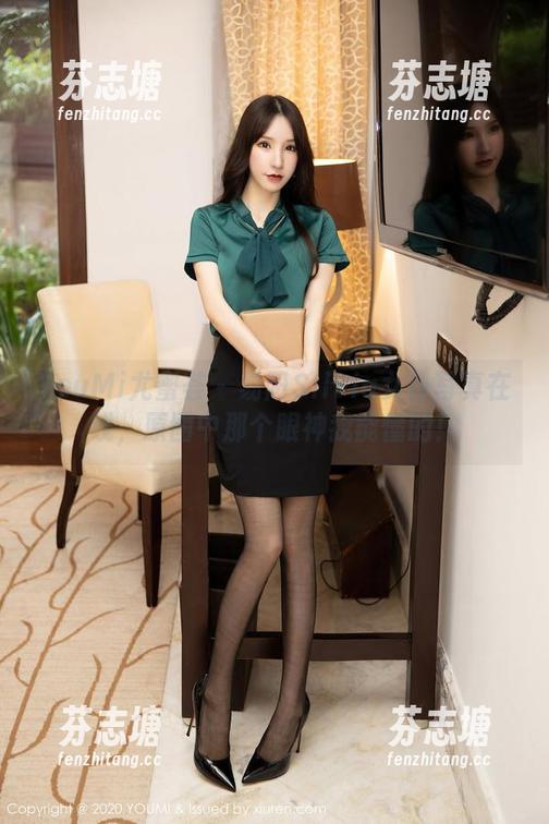 YouMi尤蜜荟-易阳Silvia YouMi尤蜜荟 - 易阳Silvia女仆写真在线,原图中那个眼神我能懂的!