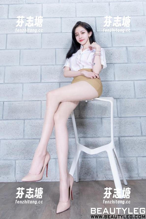 beautyleg-Flora beautyleg - Flora泳装作品集:在阳光下,一场视觉的派对