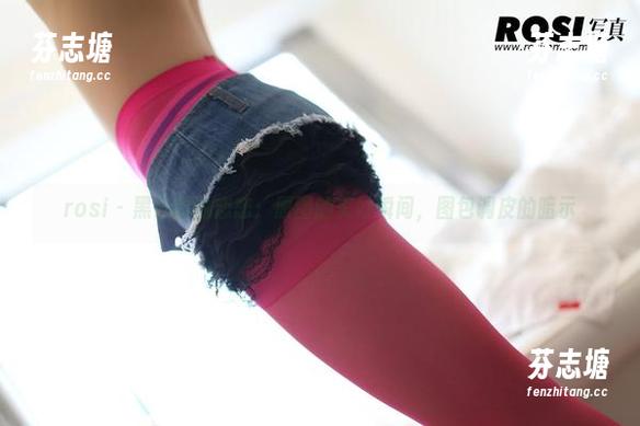 rosi-恋恋 rosi - 黑色调的恋恋:原图的美妙瞬间,图包调皮的暗示