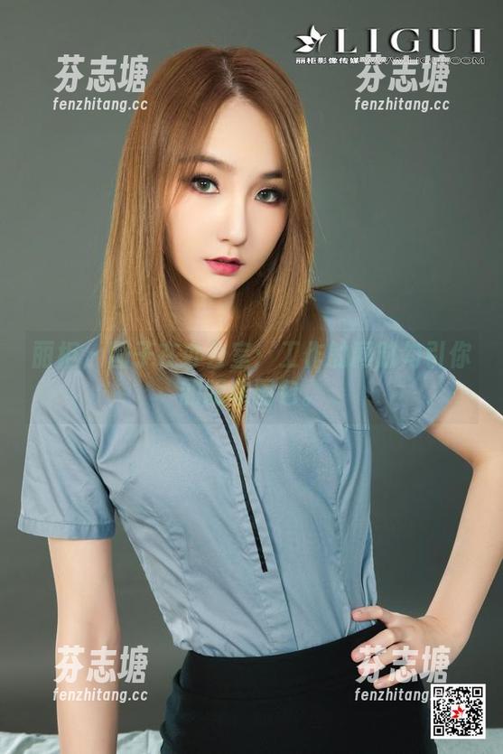 丽柜-团子 丽柜 - 团子在办公室:工作的同时勾引你的眼球图包。