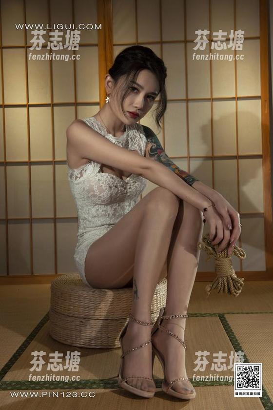 丽柜 - 曼蒂的足球宝贝图包：无圣光状态直击心灵