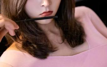 丽柜 – 菲菲的纯白情境合集：下载一键走进她的梦幻泡泡！