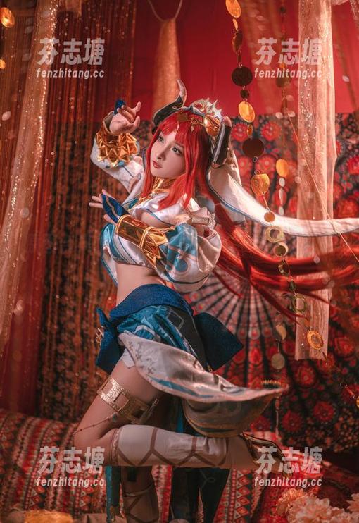 九九八吖 原图合集:看到“九九八吖”的金粉,我感受到了一阵心悸。