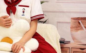 初夏女神 – 柒柒的写真与剧情,图册中的光影变幻,简直再现了那种若即若离的感觉!
