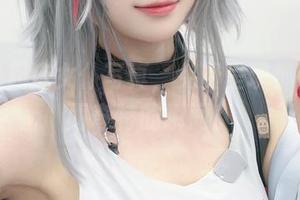 千阳快起床女仆写真，免费呈现那些温暖而奇特的瞬间！