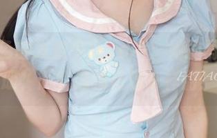 追逐粉色的发条少女yoki：她的写真和图册，简直像棉花糖一样甜！
