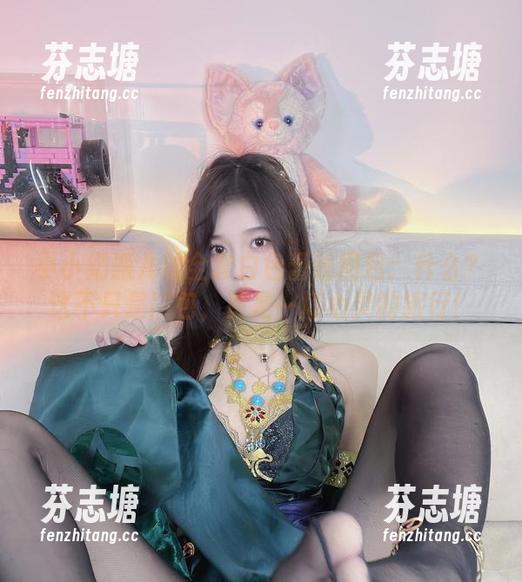 小小奶瓶儿 小小奶瓶儿的全套白色蕾丝图包:什么?这不只是图包,更是一场心灵的旅行!