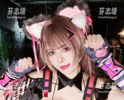 小空sora的作品：在碧蓝档案中，飞鸟马时的兔女郎如诗如梦