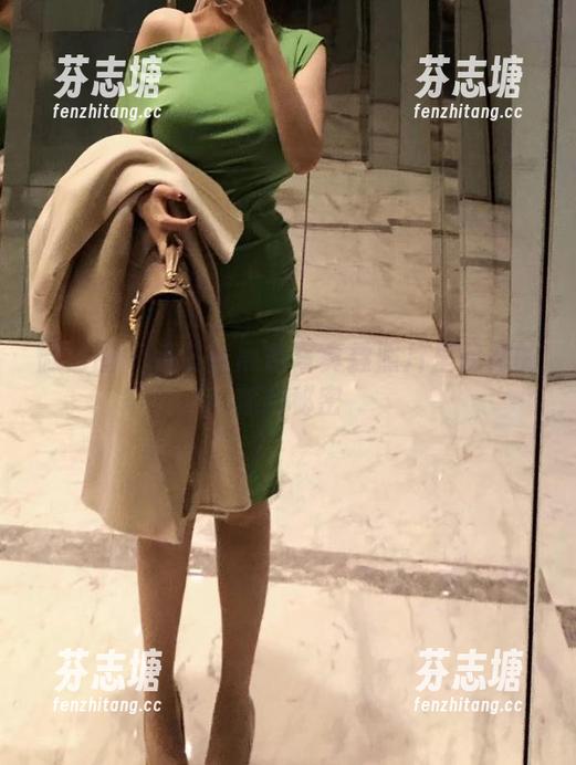 小芯酱 微密圈 - 小芯酱黑色写真蟊照片里隐藏的福利秘密