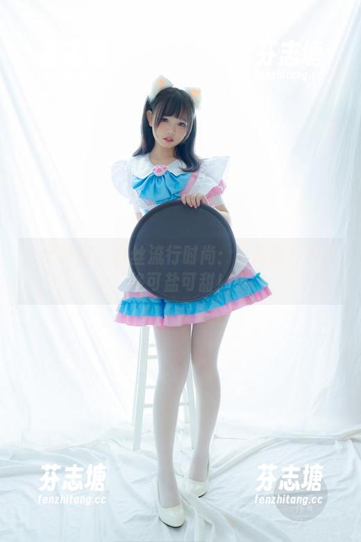少女秩序 - 白丝流行时尚：小葵的写真风格可盐可甜！