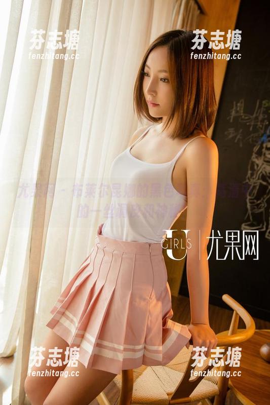 尤果网 - 布莱尔昆娜的黑色写真：高清中的一丝调皮和神秘！