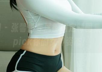 尤果网 – 张馨彤专属御姐定制图集，快来pick你的女神姿态！