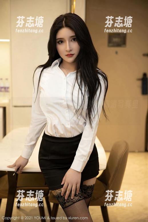 尤蜜荟-不柠bling 尤蜜荟 - 不柠bling的厨娘—高清写真里的轻盈与热情交融