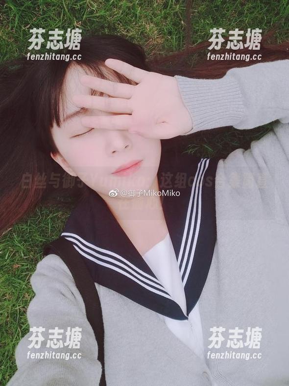 御子Yumiko 白丝与御子Yumiko:这组cos合集简直在偷心!