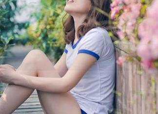 推女神 – 萌琪琪Lrene油亮的美图写真,你准备好擦拭屏幕了吗?