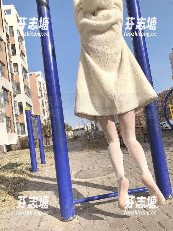 无敌哒小姨妈 微密圈 - 无敌哒小姨妈的蕴含玄机的微信朋友圈系列写真,绝对是大开眼界的照片!