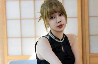 星颜社 – 想知道黎秋秋的每个套装背后的故事？来看看这些高清套图吧！