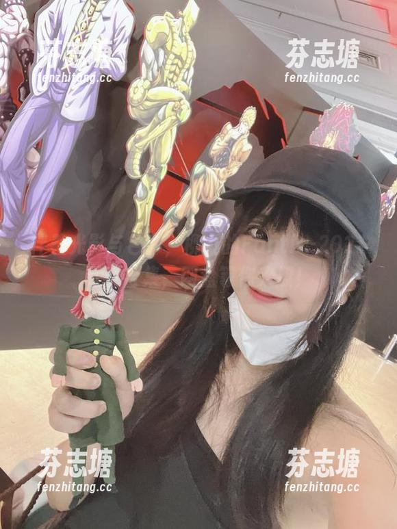 柳丸 伴着光影与色彩,柳丸的Fantia-2021写真合集,网盘等你来撩!
