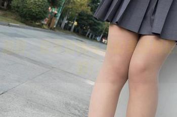 黑丝加持,森萝财团今天的美图都是热辣的!