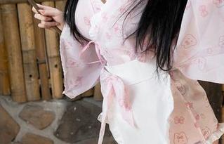 高清樱井宁宁女巫作品，一边欣赏一边想：她是不是在耍我？
