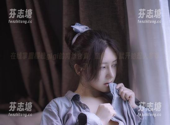 在线掌握樱晚gigi的肉丝合集，随便看看就开始想入非非了