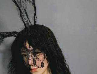 高清在线：樱晚gigi玩转红色蝴蝶结，谁不想看看？