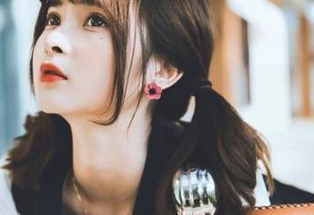 河豚抚子特辑：红衣小女仆图库来袭，下载这些美照的理由是什么……