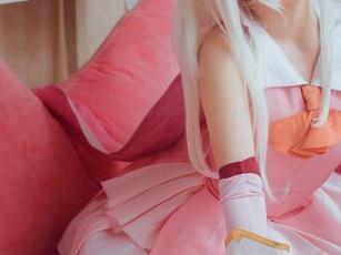 兔女郎大片来袭:渊秧高清写真带你进入梦幻世界!
