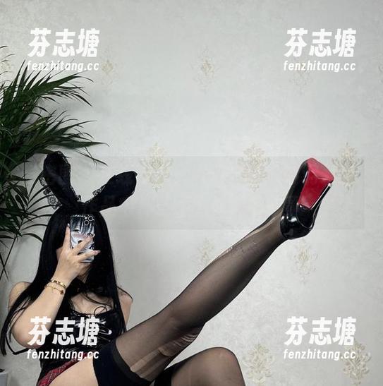 微密圈 - 在线寻找，高清记录：猪饲料JK作品中那些不为人知的故事