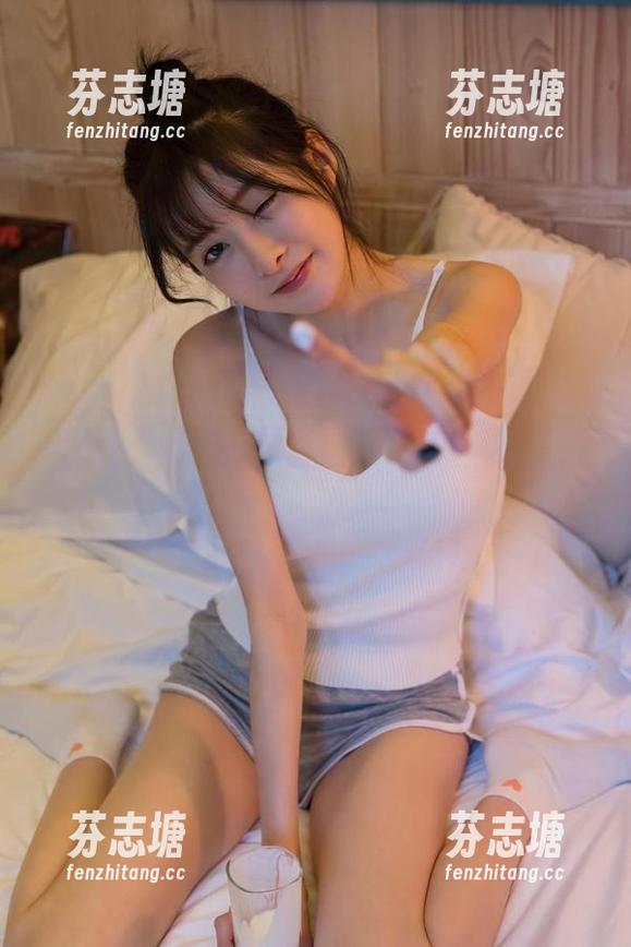 王羽杉 王羽杉护士装在线:原图里的小心机,一起来猜猜看?