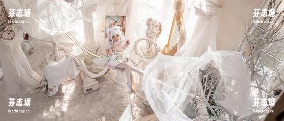 王胖胖u的写真作品：一袭白裙，让人心动不已！