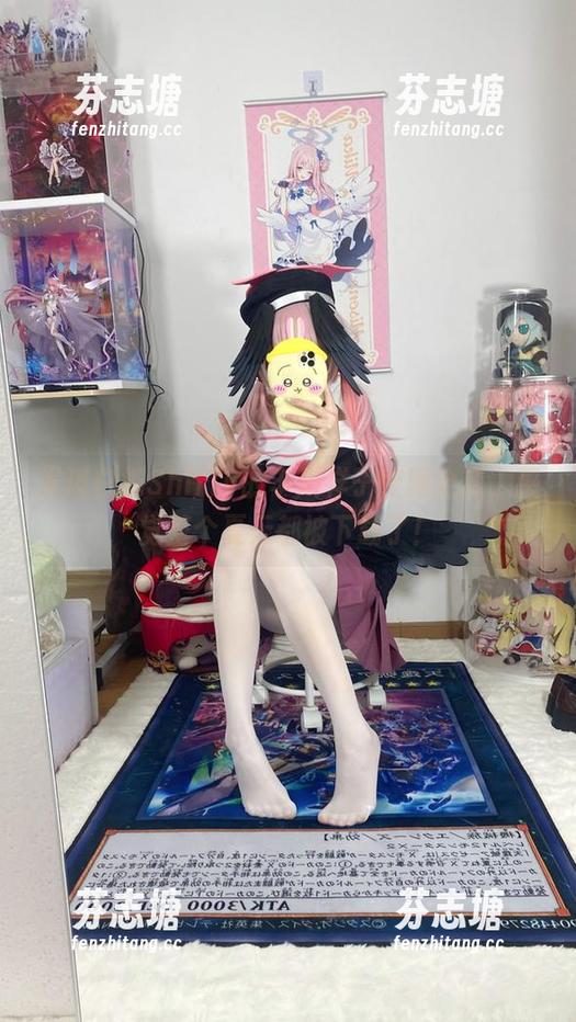 白栎Shirly 发现白栎Shirly的丰川祥子校服全套,感觉整个夏天都被下载了!