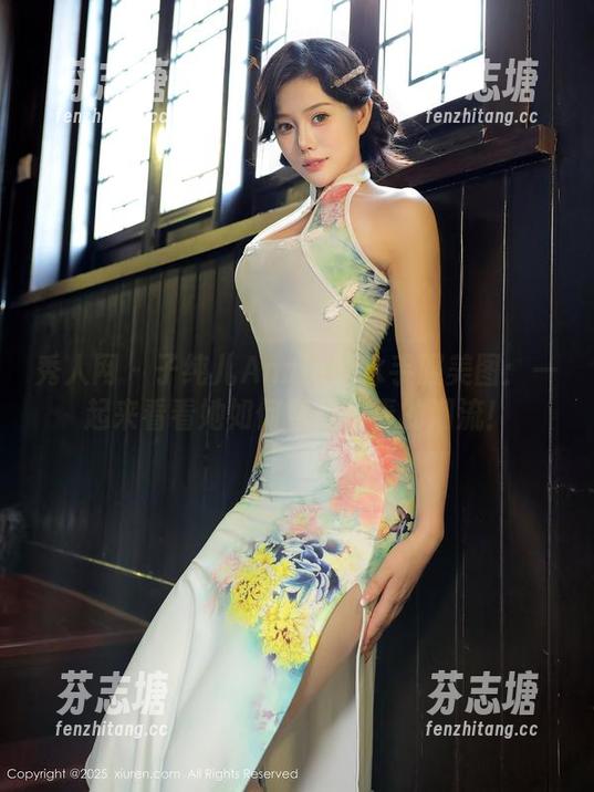 秀人网-子纯儿Annie 秀人网 - 子纯儿Annie的水手服美图:一起来看看她如何驾驭青春的潮流!