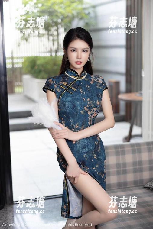 秀人网-灿宝 秀人网 - 更新通知!灿宝的学姐写真集,让我们一起感受时光的流淌!