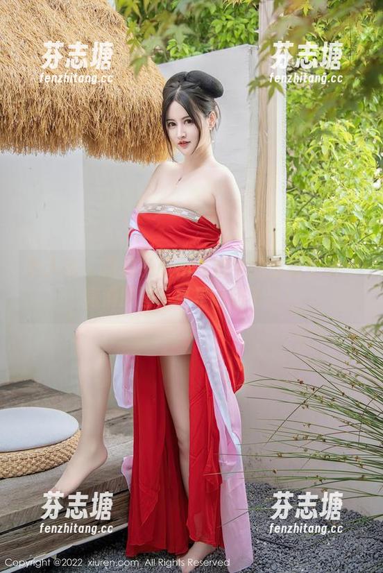 秀人网-糯美子nini 秀人网 - 糯美子nini与奶牛的浪漫互动:高清原图,真是心动不已!