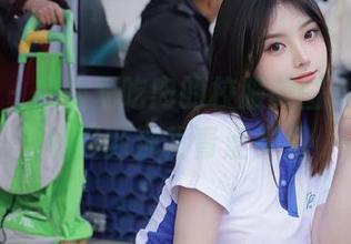 秀人网 – 软软爱吃肉的校服美图合集,仿佛回到那段青涩岁月