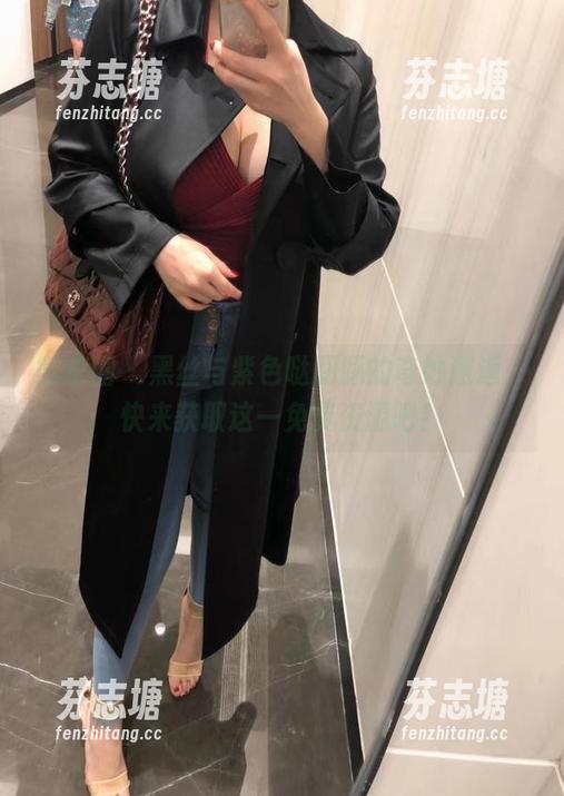 微密圈 - 黑丝与紫色哒豚豚的奇妙邂逅，快来获取这一免费资源吧！